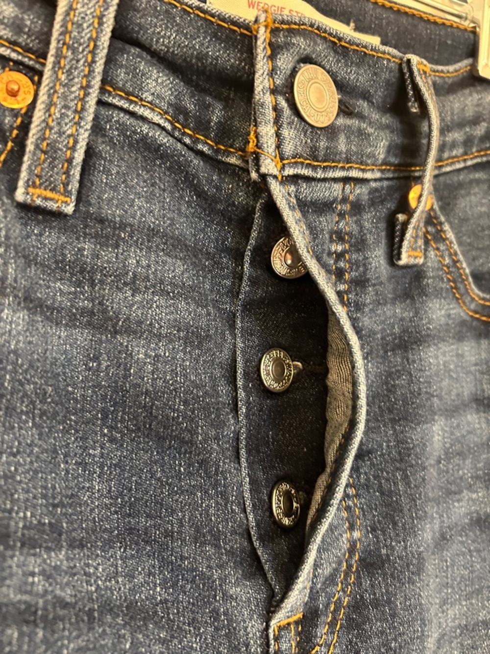 Levi Strauss Wedgie Straight Leg Jeans in Deep Indigo - Picture 7 of 9